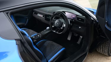 Maserati MC20 - interior